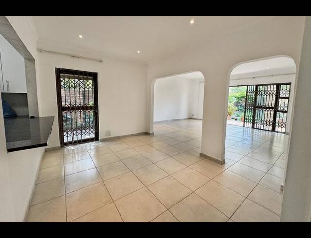 3 BEDROOM TOWNHOUSE FOR SALE IN MORNINGSIDE